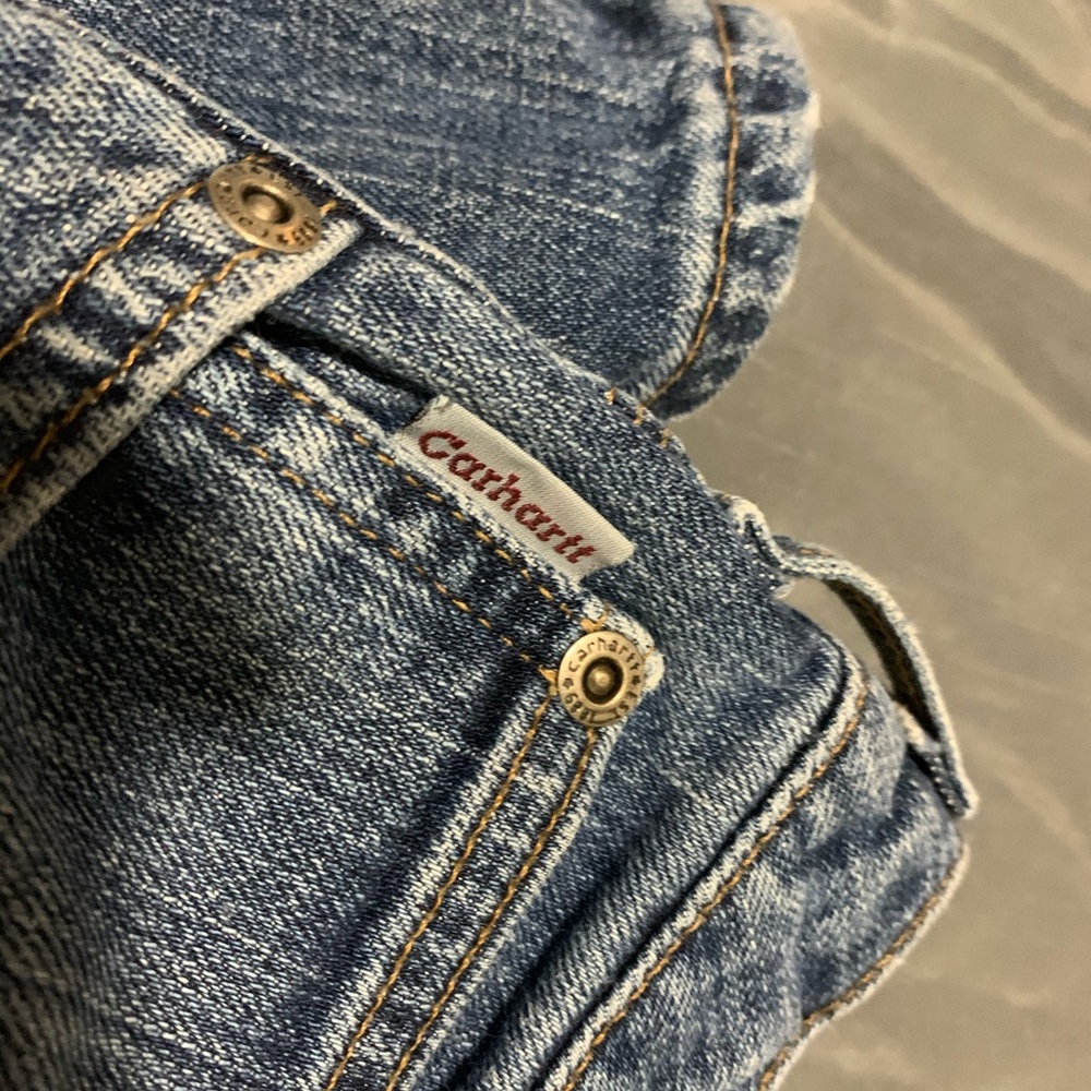 Womans Carharrt jeans!